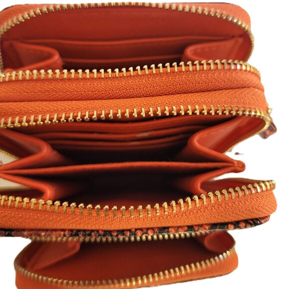 Exotic Textured Vegan Leather Crossbody Bag Urban Expressions - Picture 2 of 8